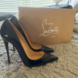 NWT Christian Louboutin So Kate 120 mm Pumps - size 39